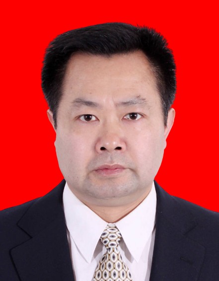 王大平红底.jpg